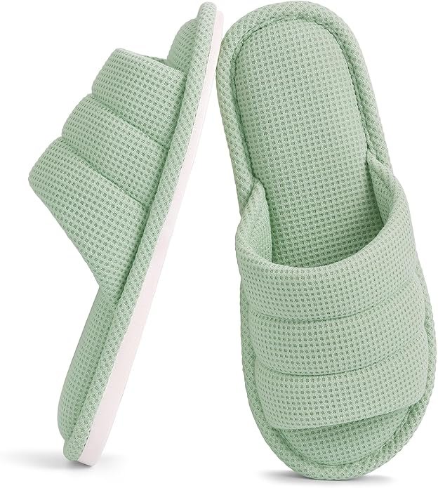 Gilligan & O'Malley Slippers & Accessories